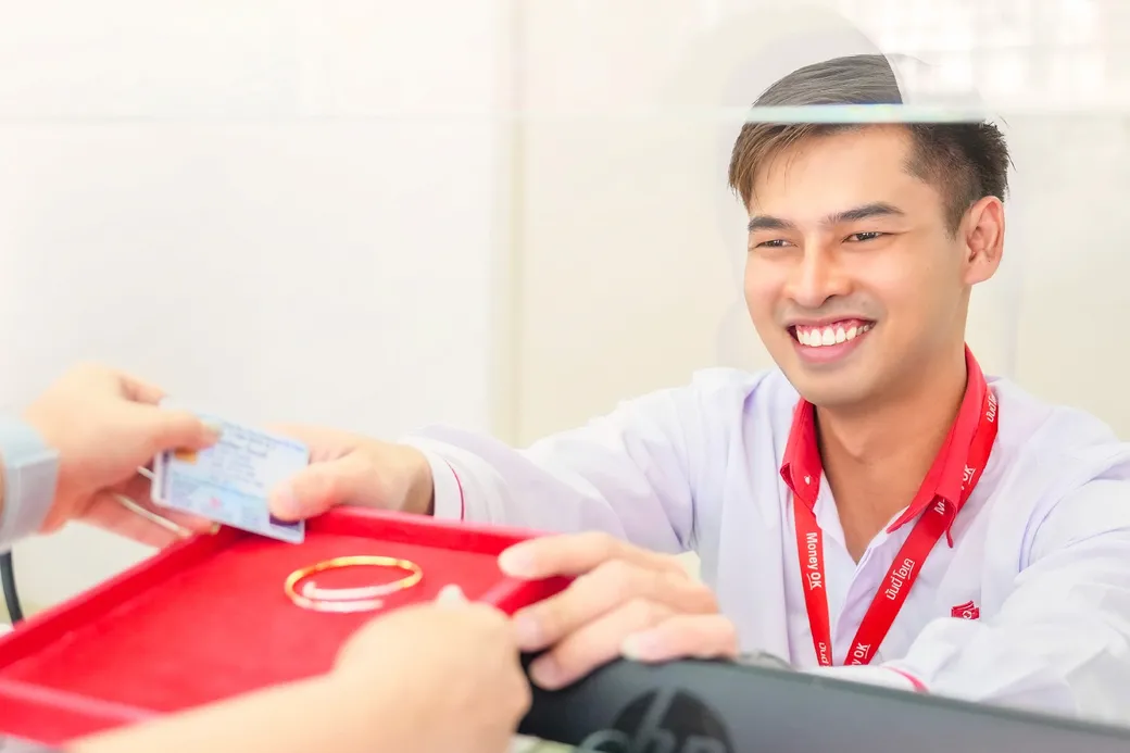 เตรียมบัตรประจำตัวและทรัพย์สิน